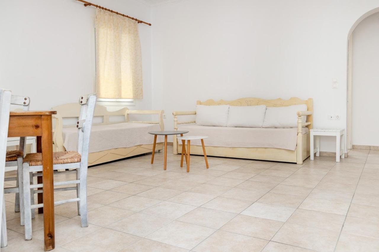 Depis Economy Apartments Naxos City Εξωτερικό φωτογραφία