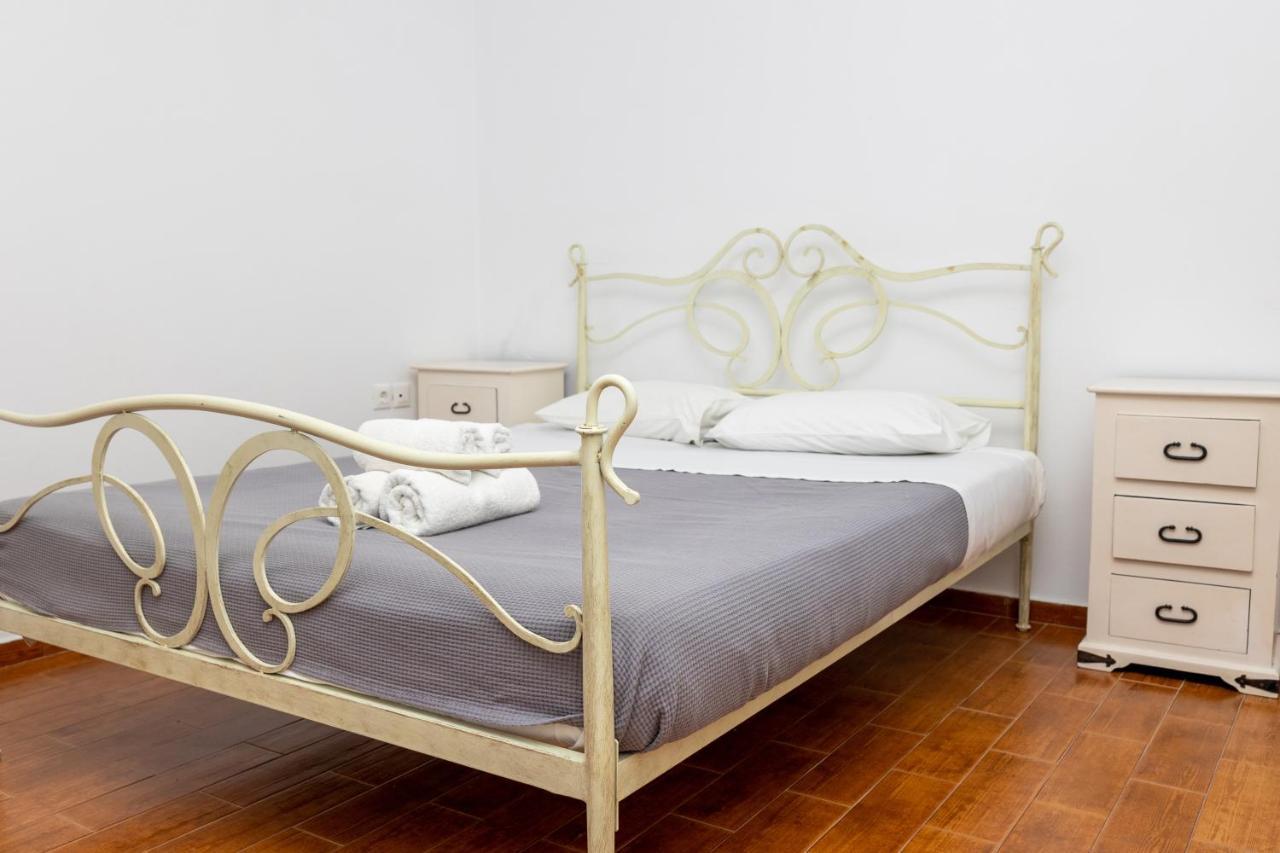 Depis Economy Apartments Naxos City Εξωτερικό φωτογραφία