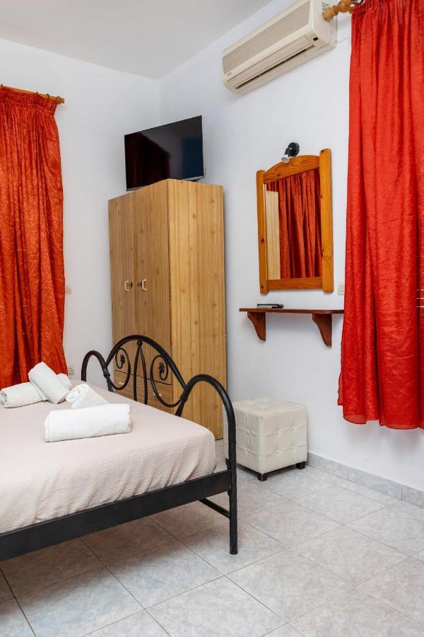 Depis Economy Apartments Naxos City Εξωτερικό φωτογραφία