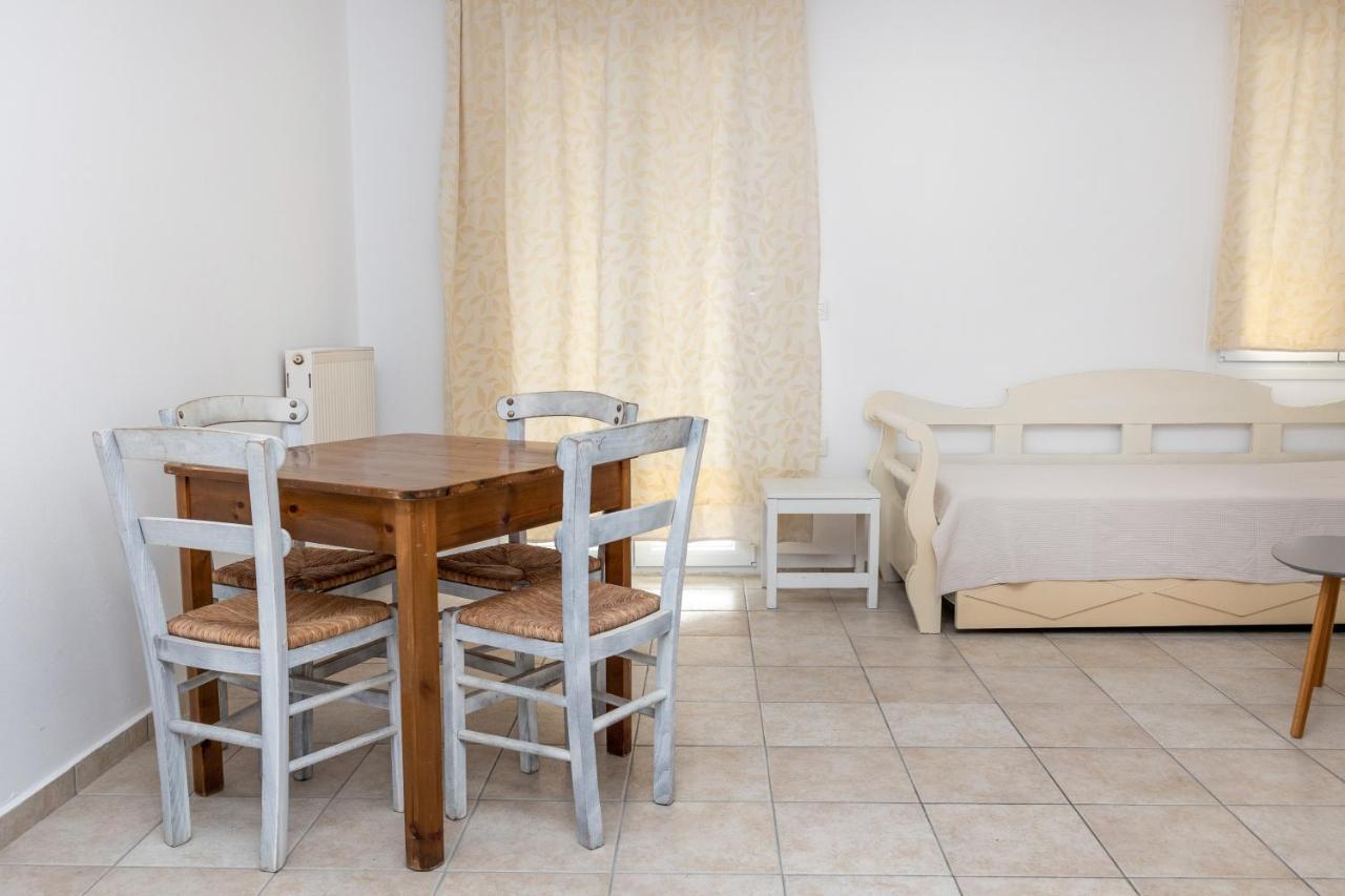 Depis Economy Apartments Naxos City Εξωτερικό φωτογραφία
